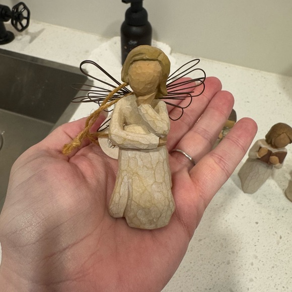 Multiple Willow Tree Angels - Picture 2 of 7